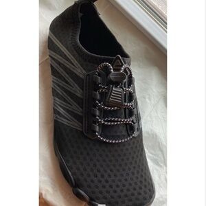 SEEKWAY, Unisex, Black Water Shoes